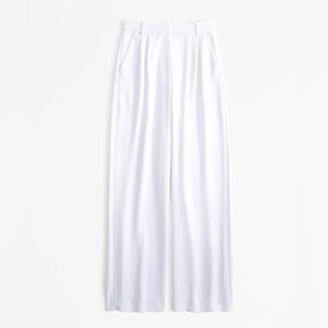A&F Sloane Tailored Premium Crepe Pant